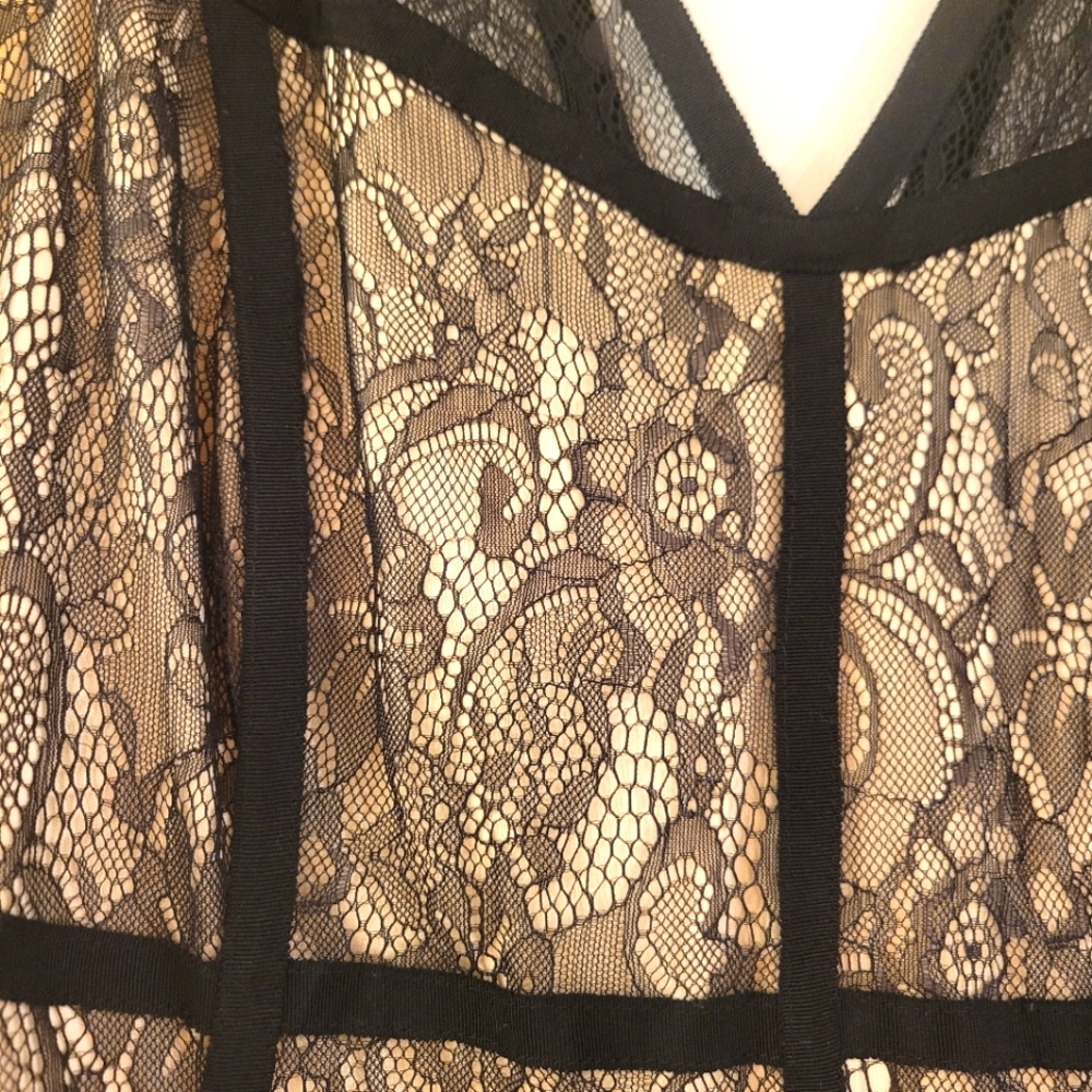 Torrid sleeveless black lace dress Size 20 - Picture 2 of 8